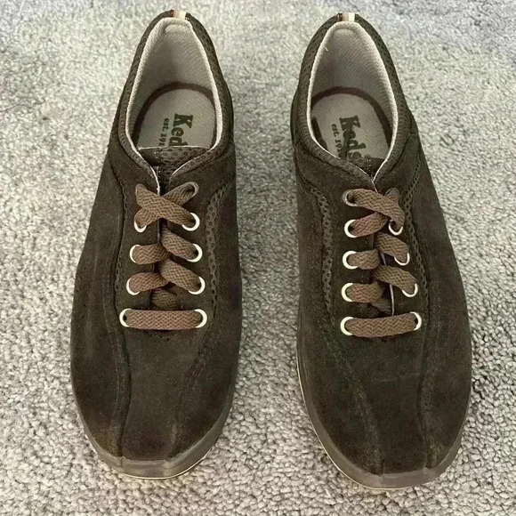 vintage brown suede slip on sneakers from keds - Picture 1 of 8